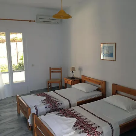 Kounados Guest house